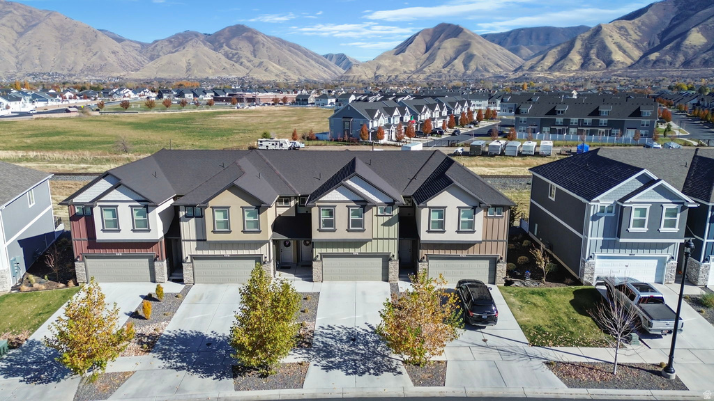 812 N OLD FORT DR Spanish Fork, UT 84660