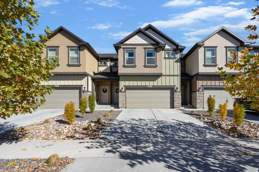 812 N OLD FORT DR Spanish Fork, UT 84660