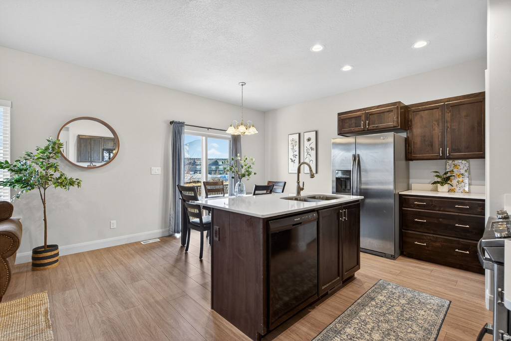 812 N OLD FORT DR Spanish Fork, UT 84660