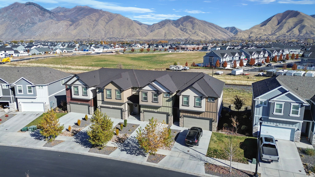 812 N OLD FORT DR Spanish Fork, UT 84660