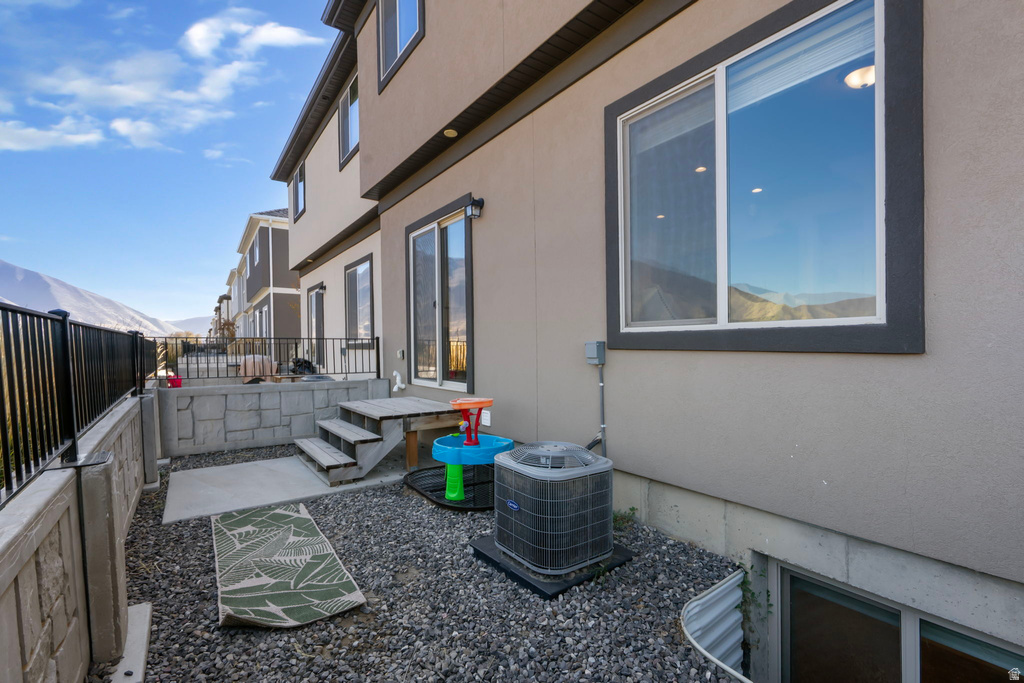 812 N OLD FORT DR Spanish Fork, UT 84660