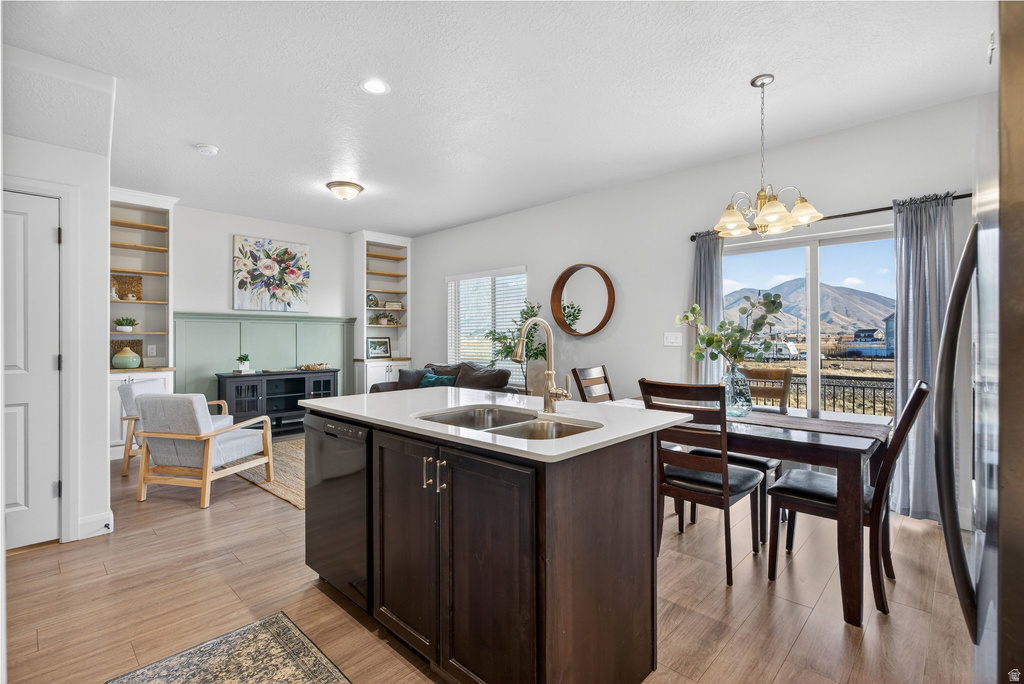 812 N OLD FORT DR Spanish Fork, UT 84660