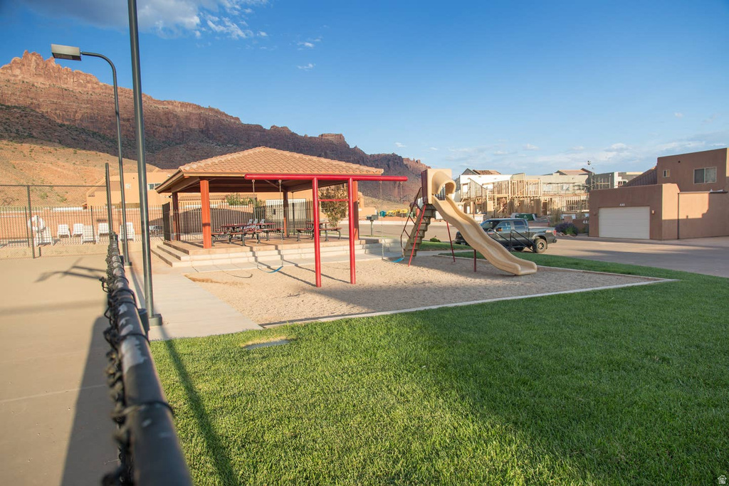 3764 S PRICKLY PEAR CIR #4-A8 Moab, UT 84532