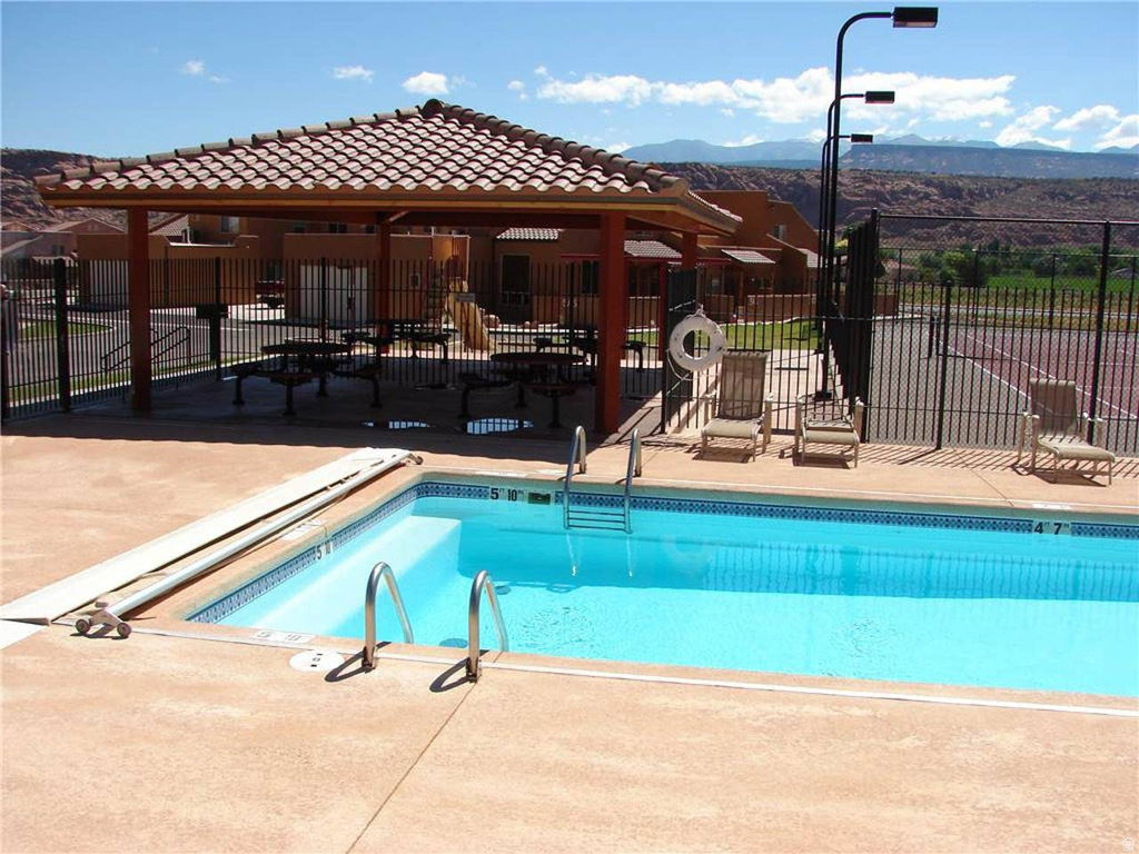 3764 S PRICKLY PEAR CIR #4-A8 Moab, UT 84532