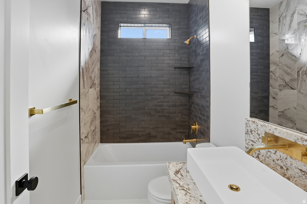 1213 W 3200 S Perry, UT 84302