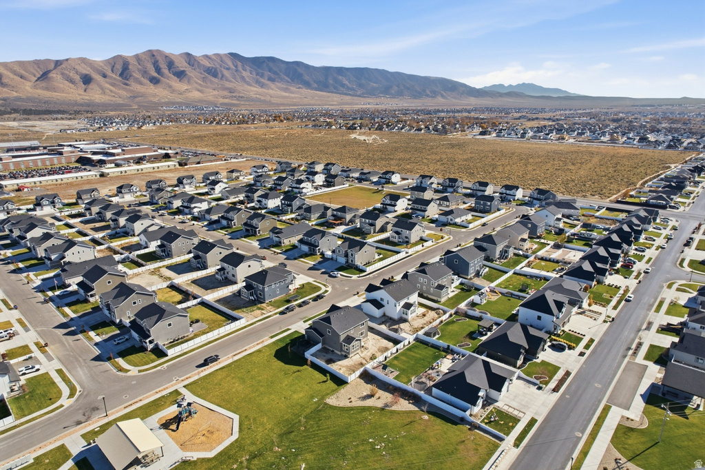 5179 N PONY RIDER WAY #305 Eagle Mountain, UT 84005