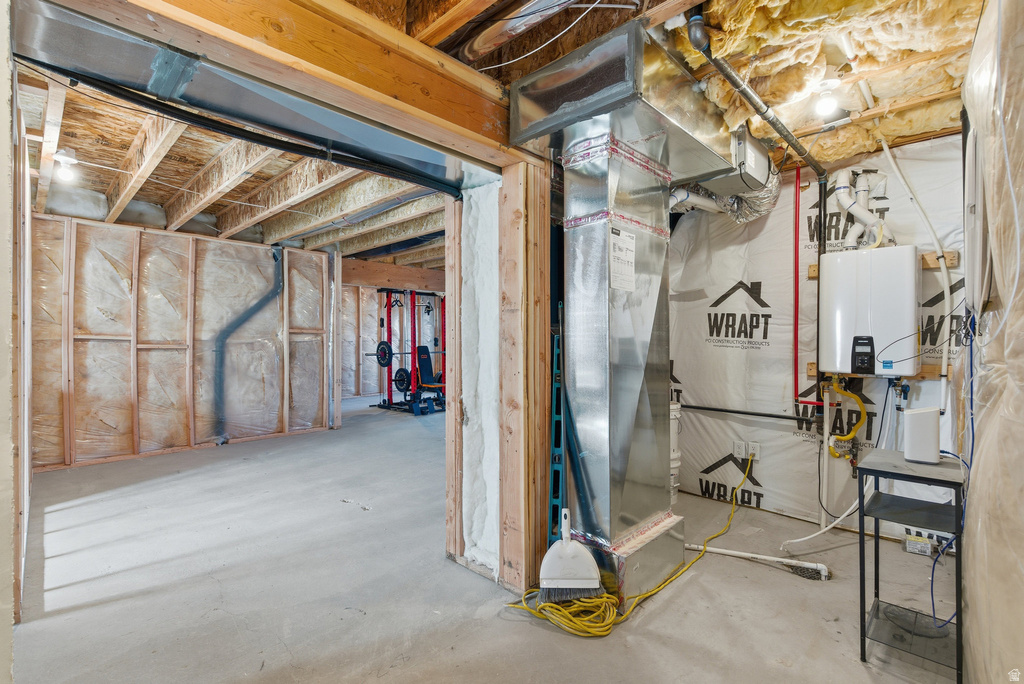 5179 N PONY RIDER WAY #305 Eagle Mountain, UT 84005