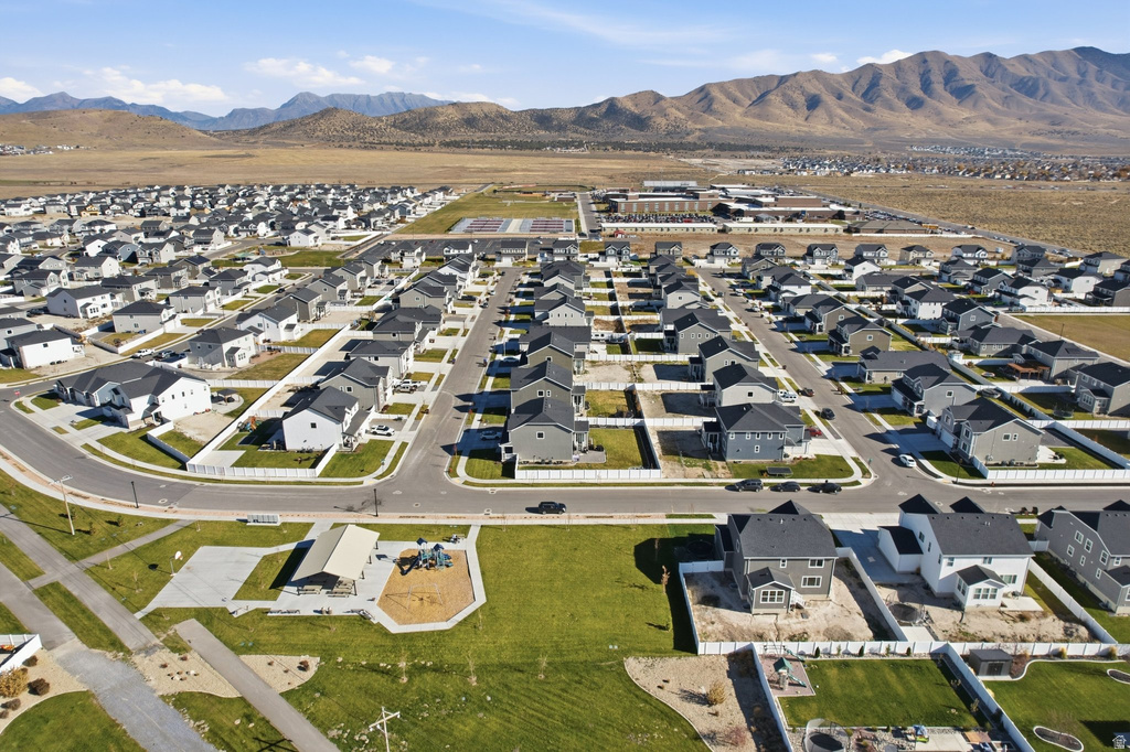 5179 N PONY RIDER WAY #305 Eagle Mountain, UT 84005