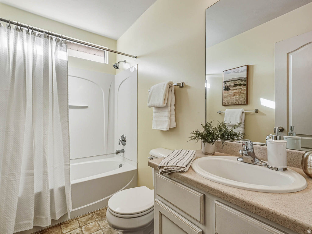 5031 W GREENSTREAK DR Riverton, UT 84096