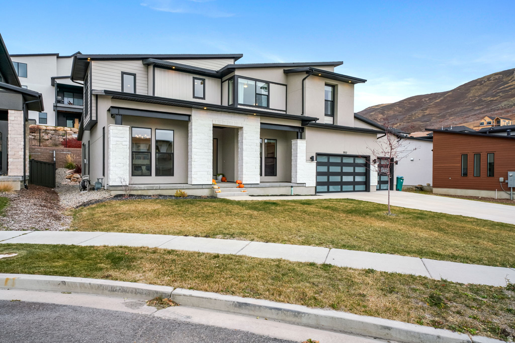 1802 W OAK CREEK CIR Lehi, UT 84048