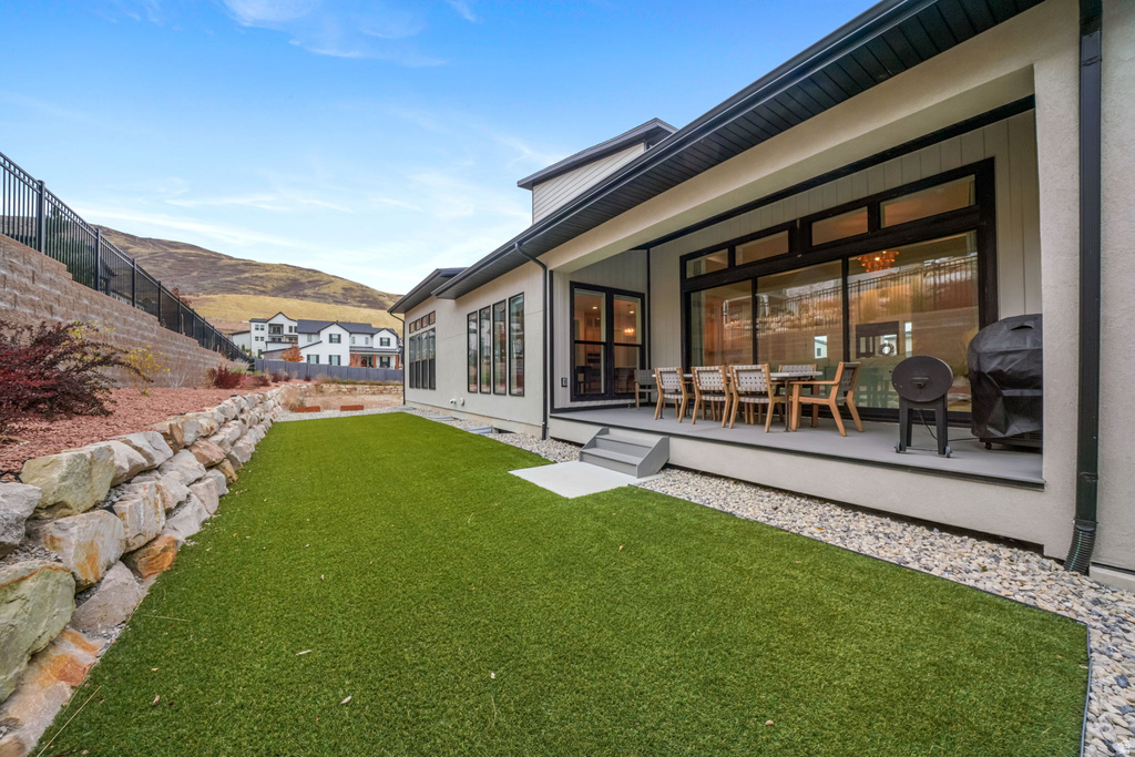 1802 W OAK CREEK CIR Lehi, UT 84048