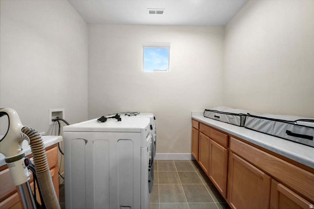 1802 W OAK CREEK CIR Lehi, UT 84048