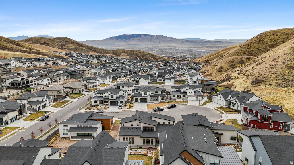 1802 W OAK CREEK CIR Lehi, UT 84048