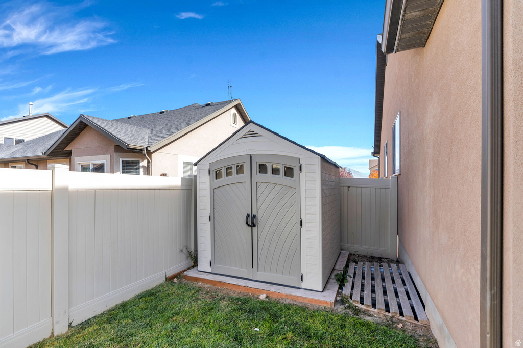 6935 N KIOWA PKWY Eagle Mountain, UT 84005