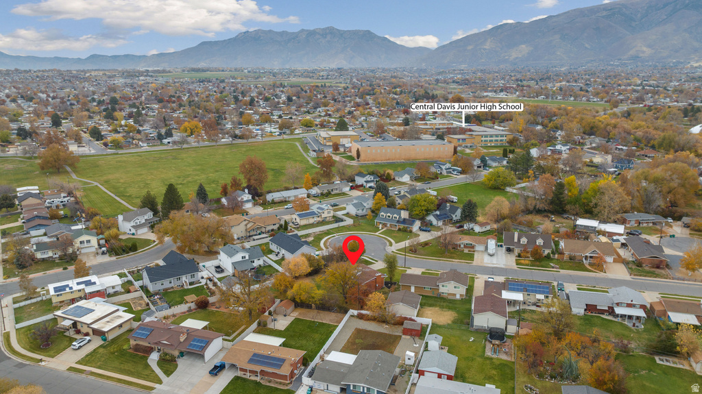 495 N SPURLOCK ST Layton, UT 84041