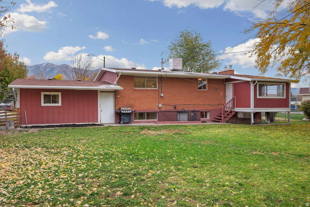 495 N SPURLOCK ST Layton, UT 84041