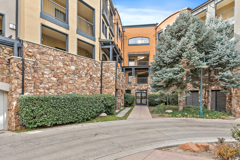5005 N EDGEWOOD DR #310 Provo, UT 84604