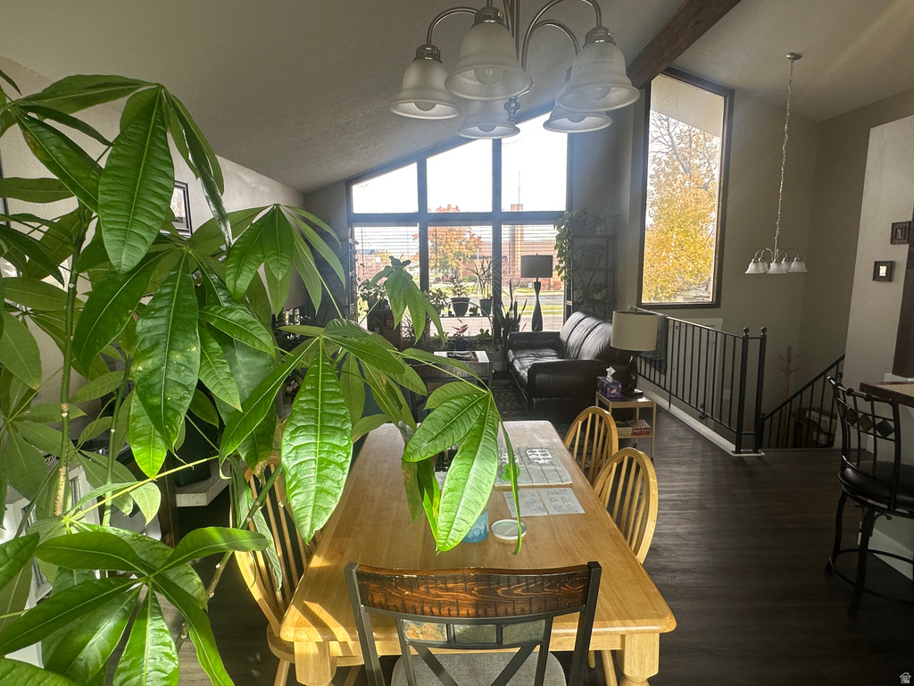 512 E LARCHWOOD DR Midvale, UT 84047