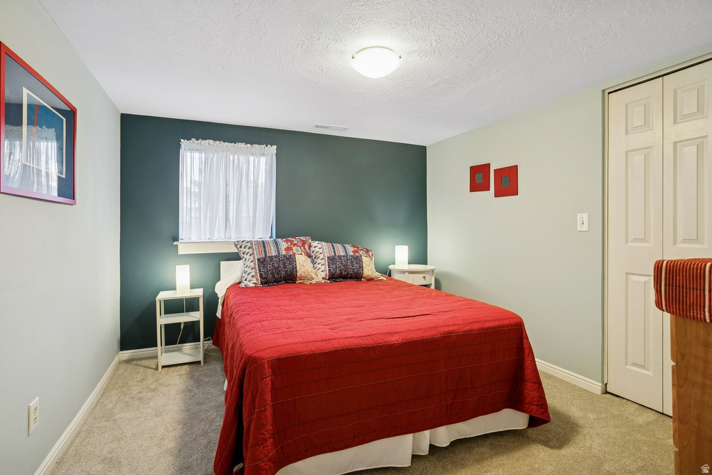 527 SHERIDAN CIR Centerville, UT 84014