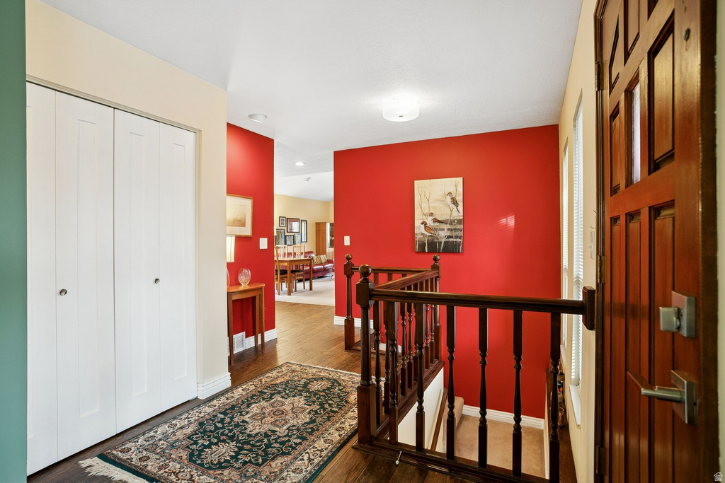 527 SHERIDAN CIR Centerville, UT 84014