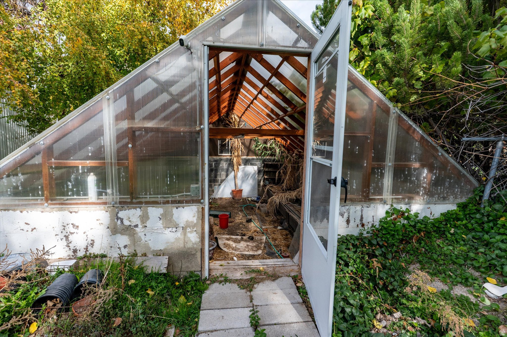 146 S COLEMAN ST Tooele, UT 84074