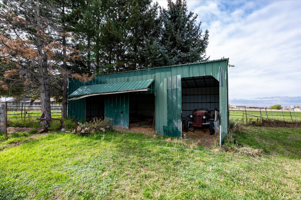 146 S COLEMAN ST Tooele, UT 84074