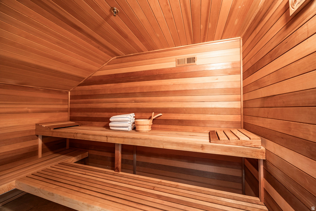 26 WHITE PINE CANYON RD Park City, UT 84060