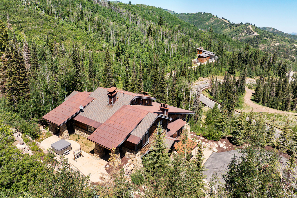 26 WHITE PINE CANYON RD Park City, UT 84060