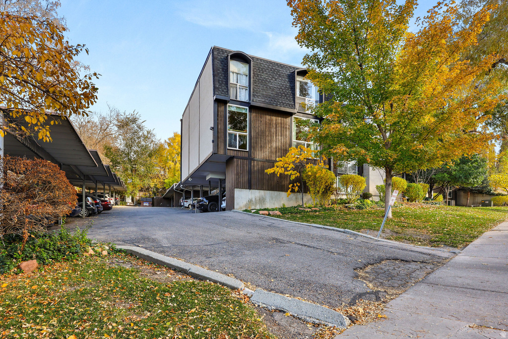 438 N CENTER ST #306 Salt Lake City, UT 84103