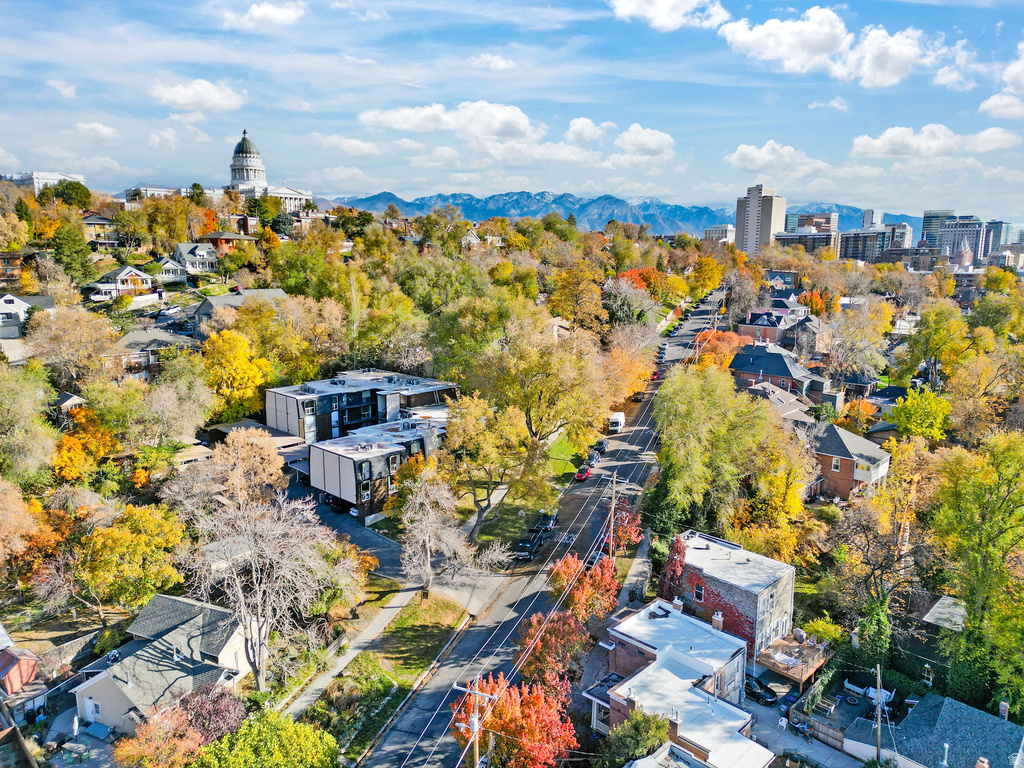 438 N CENTER ST #306 Salt Lake City, UT 84103