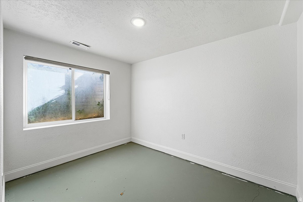 804 W 620 S Tooele, UT 84074