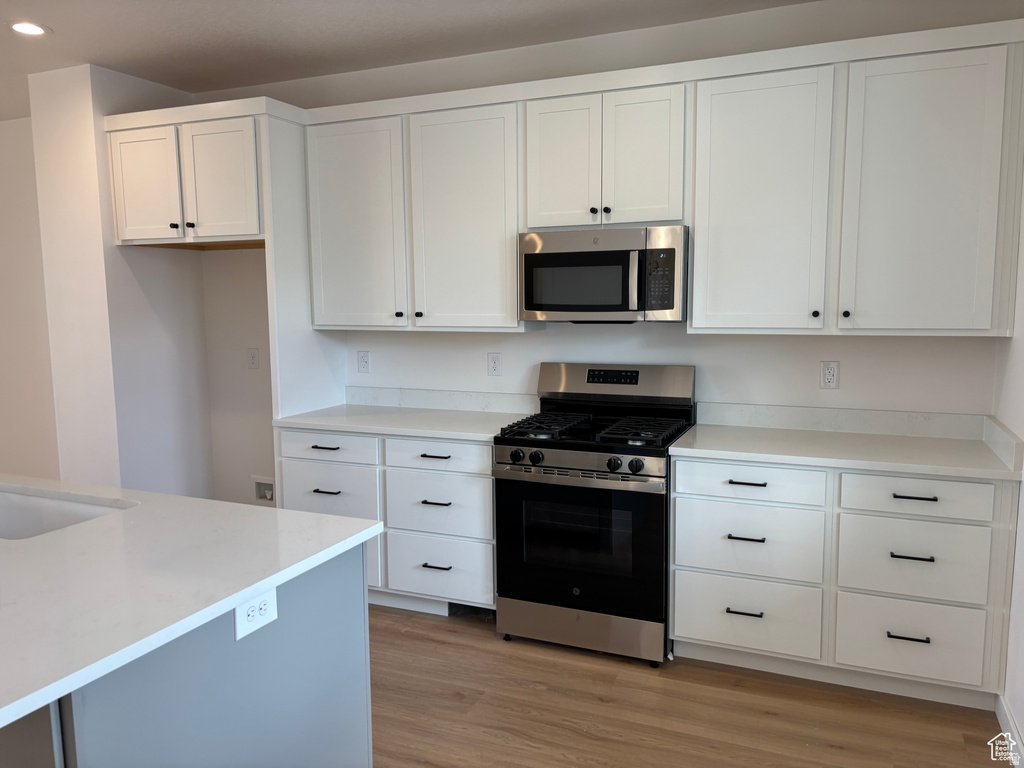 7043 W SOUTH JORDAN PKWY South Jordan, UT 84009