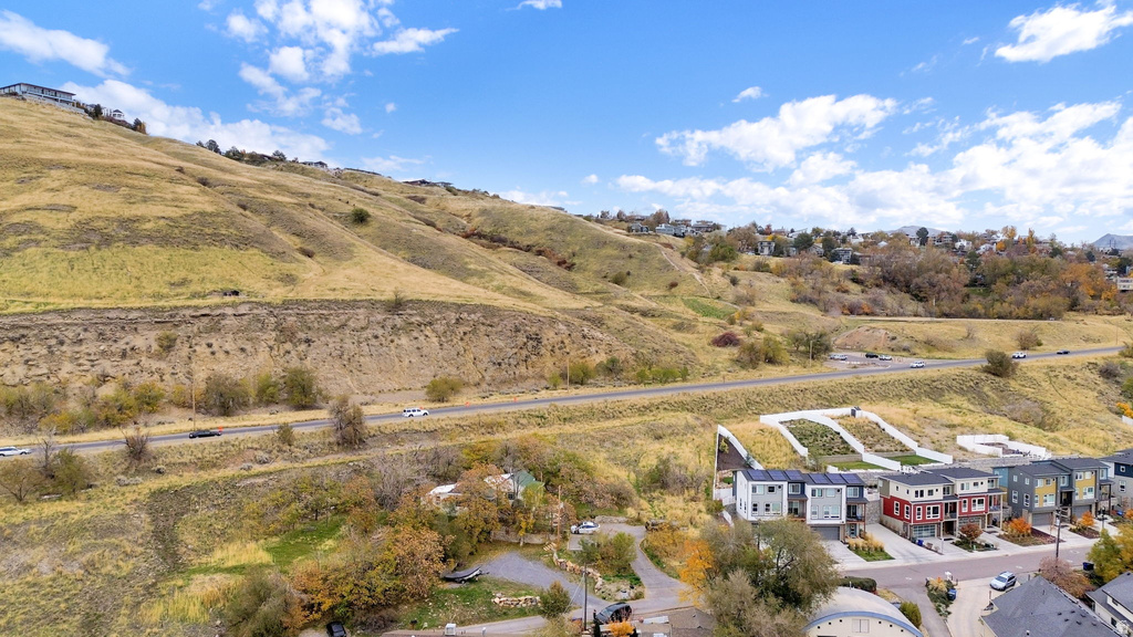 694 N WEST CAPITAL ST Salt Lake City, UT 84103