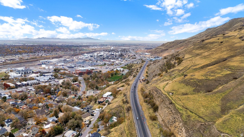 694 N WEST CAPITAL ST Salt Lake City, UT 84103