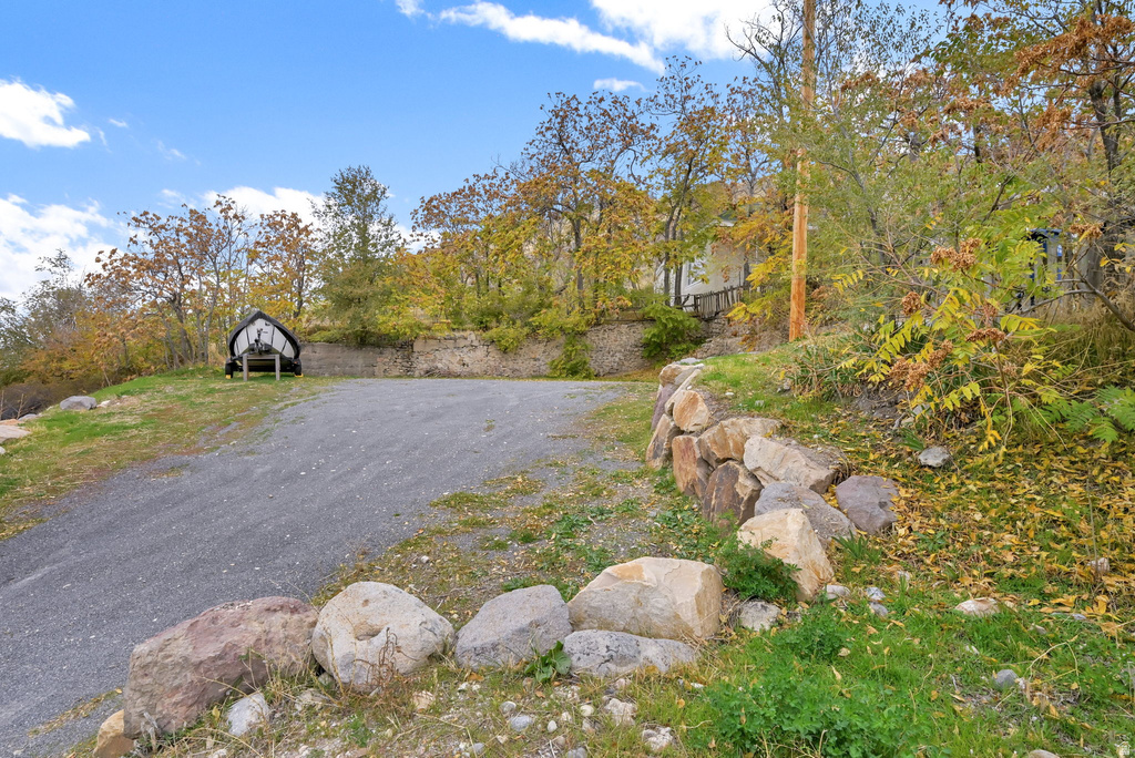 694 N WEST CAPITAL ST Salt Lake City, UT 84103