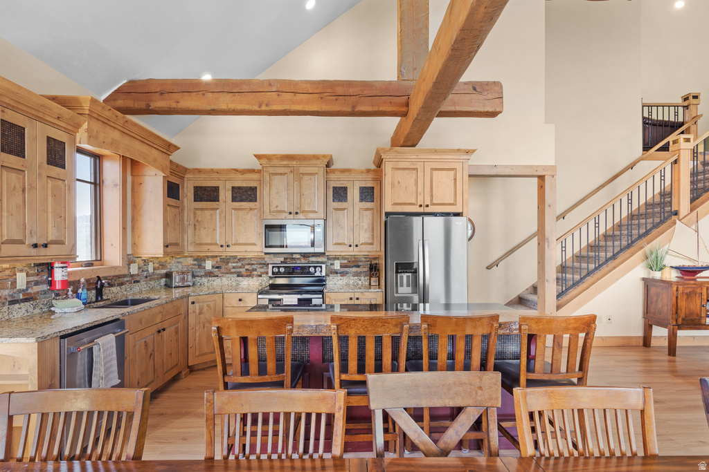 874 S BALSAMORHIZA RD Garden City, UT 84028