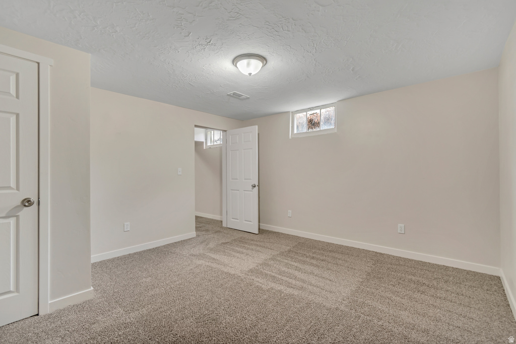 2852 S 300 E South Salt Lake, UT 84115