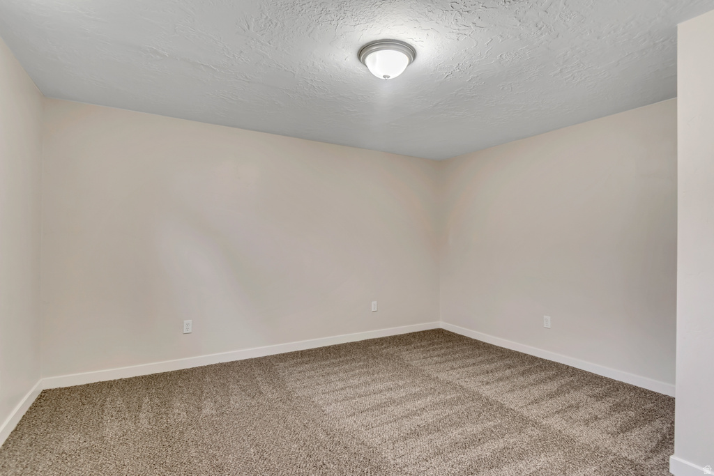 2852 S 300 E South Salt Lake, UT 84115