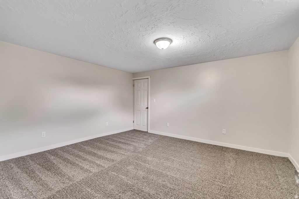 2852 S 300 E South Salt Lake, UT 84115