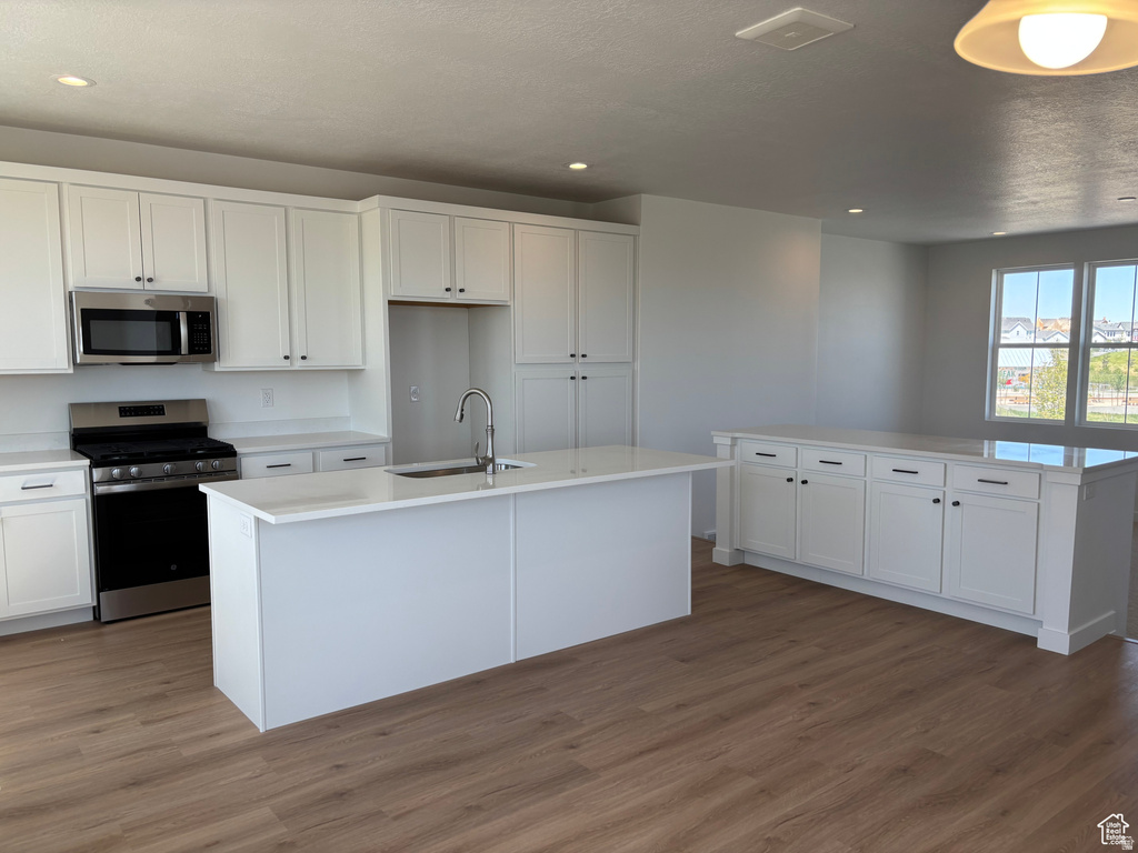 7061 W SOUTH JORDAN PKWY South Jordan, UT 84009