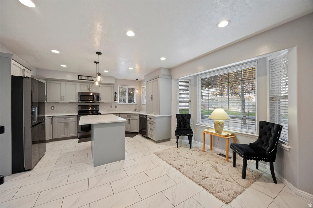 1937 E WASATCH BLVD Sandy, UT 84092