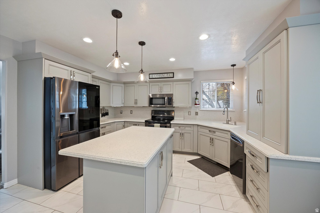 1937 E WASATCH BLVD Sandy, UT 84092