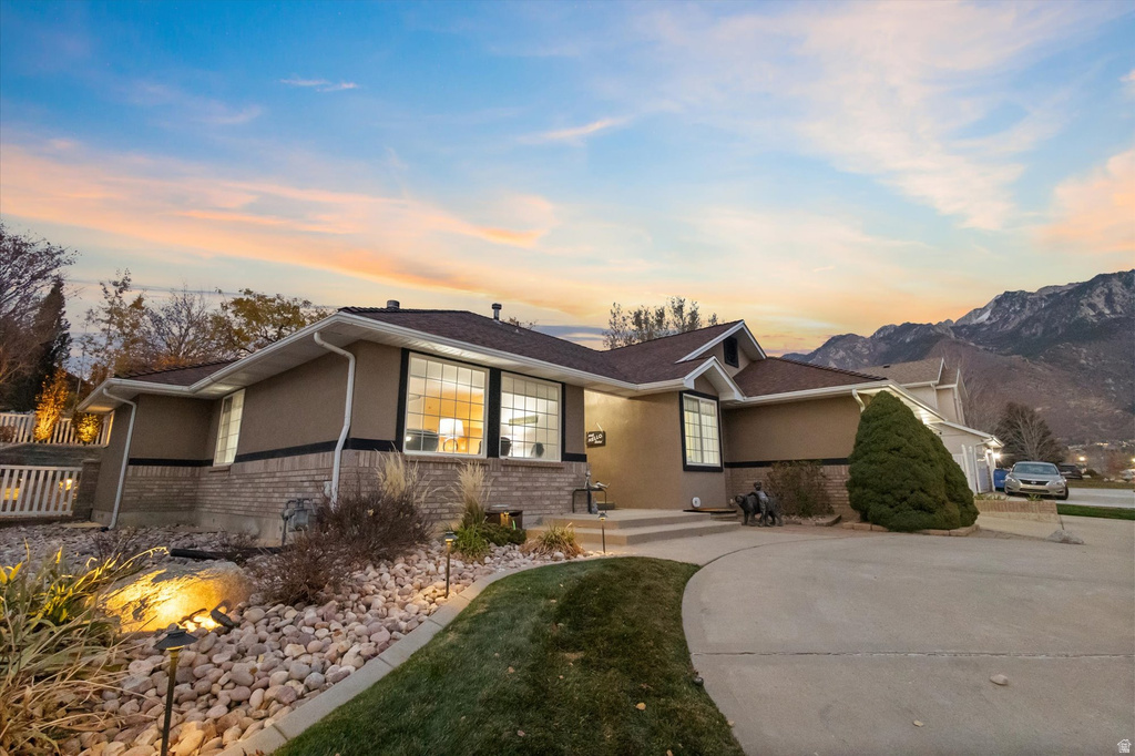 1937 E WASATCH BLVD Sandy, UT 84092