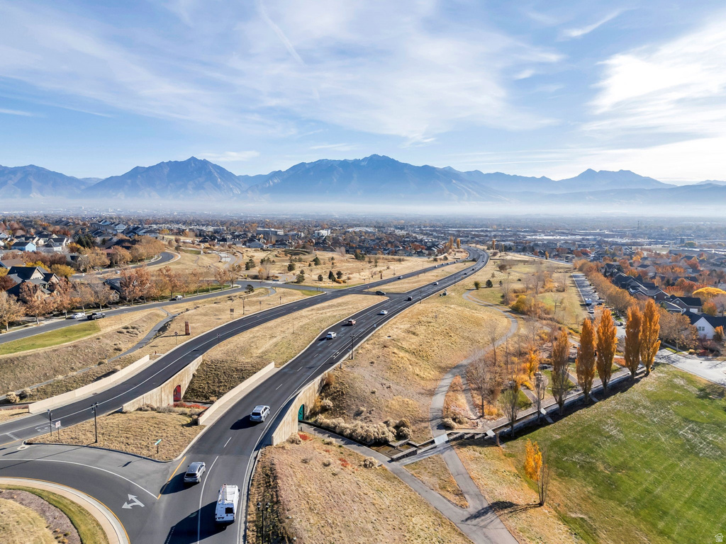 4504 W KESTREL RIDGE RD South Jordan, UT 84009