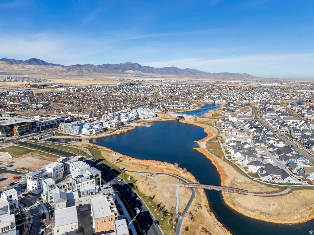 4504 W KESTREL RIDGE RD South Jordan, UT 84009