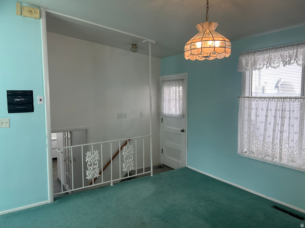 1927 W KIRKHAM WAY Taylorsville, UT 84129