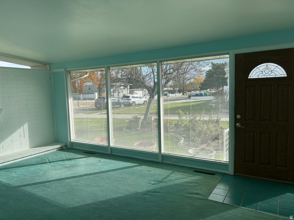 1927 W KIRKHAM WAY Taylorsville, UT 84129