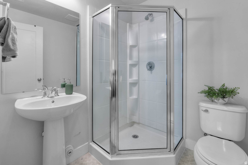 5239 W BOWSTRING WAY #518 South Jordan, UT 84009