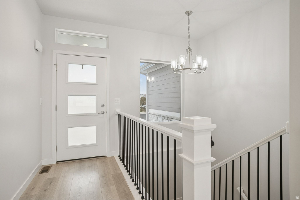 895 DUNES DR Syracuse, UT 84075