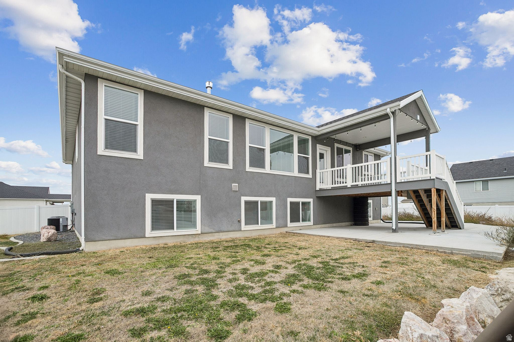 895 DUNES DR Syracuse, UT 84075